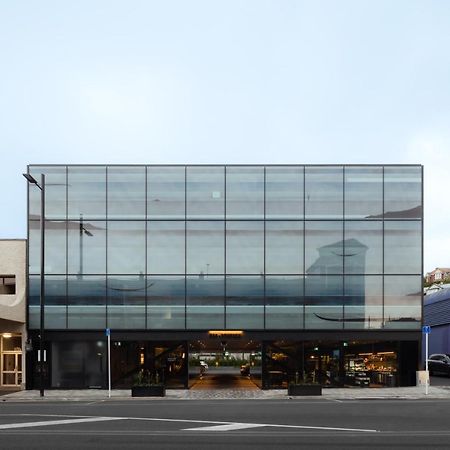 Ebb-Dunedin Exteriör bild The Glasshouse