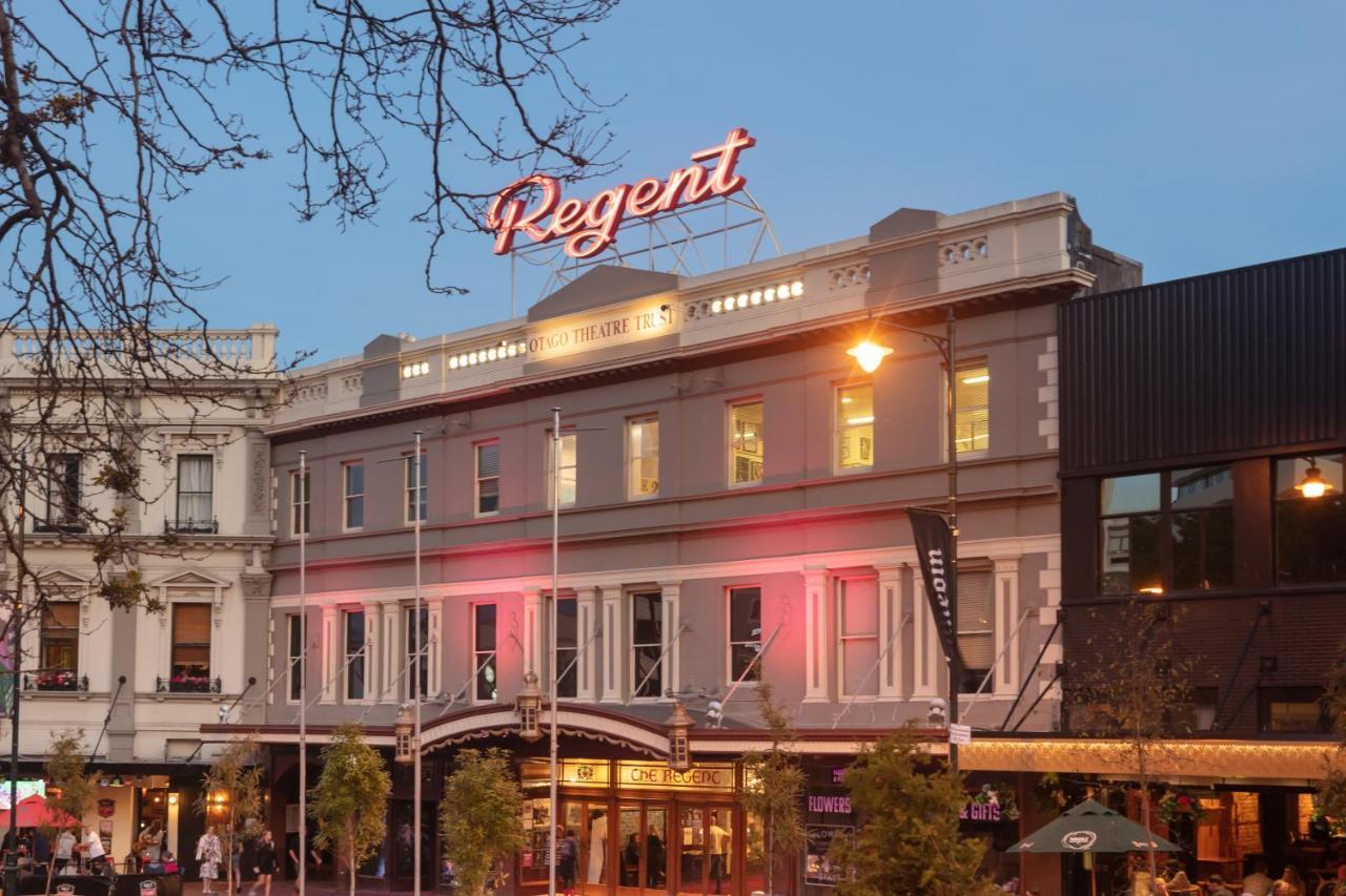 Ebb-Dunedin Exteriör bild The Regent Theatre, St. Helier, Jersey